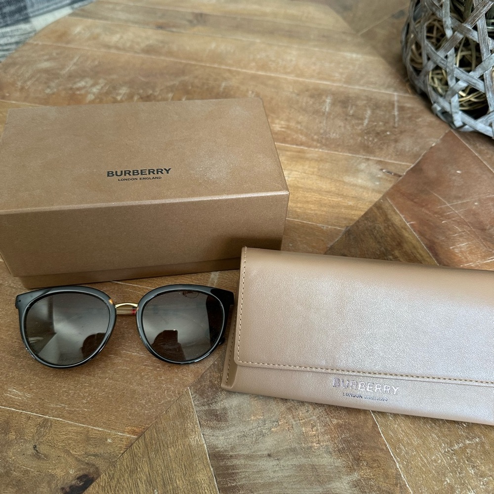 Burberry Sunglasses
